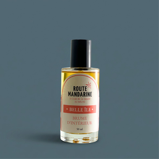 Spray d'intérieur Belle ile Route Mandarine — flacon en verre 50 ml avec pompe spray, parfum ambré, boisé, ylang ylang, fabriqué en Bretagne