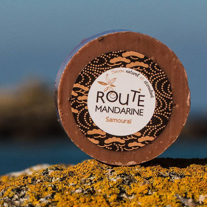 Savon stimulant parfum cèdre, verveine pamplemousse et gingembre Route mandarine