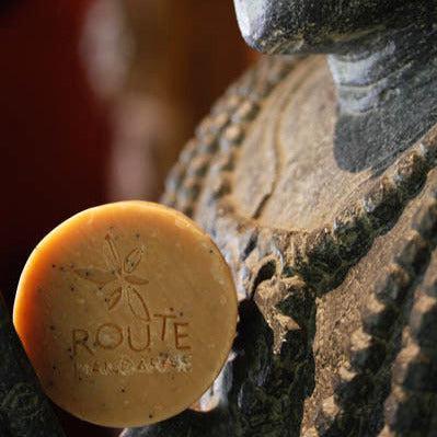 Savon oriental parfum bois de santal et patchouli Route mandarine