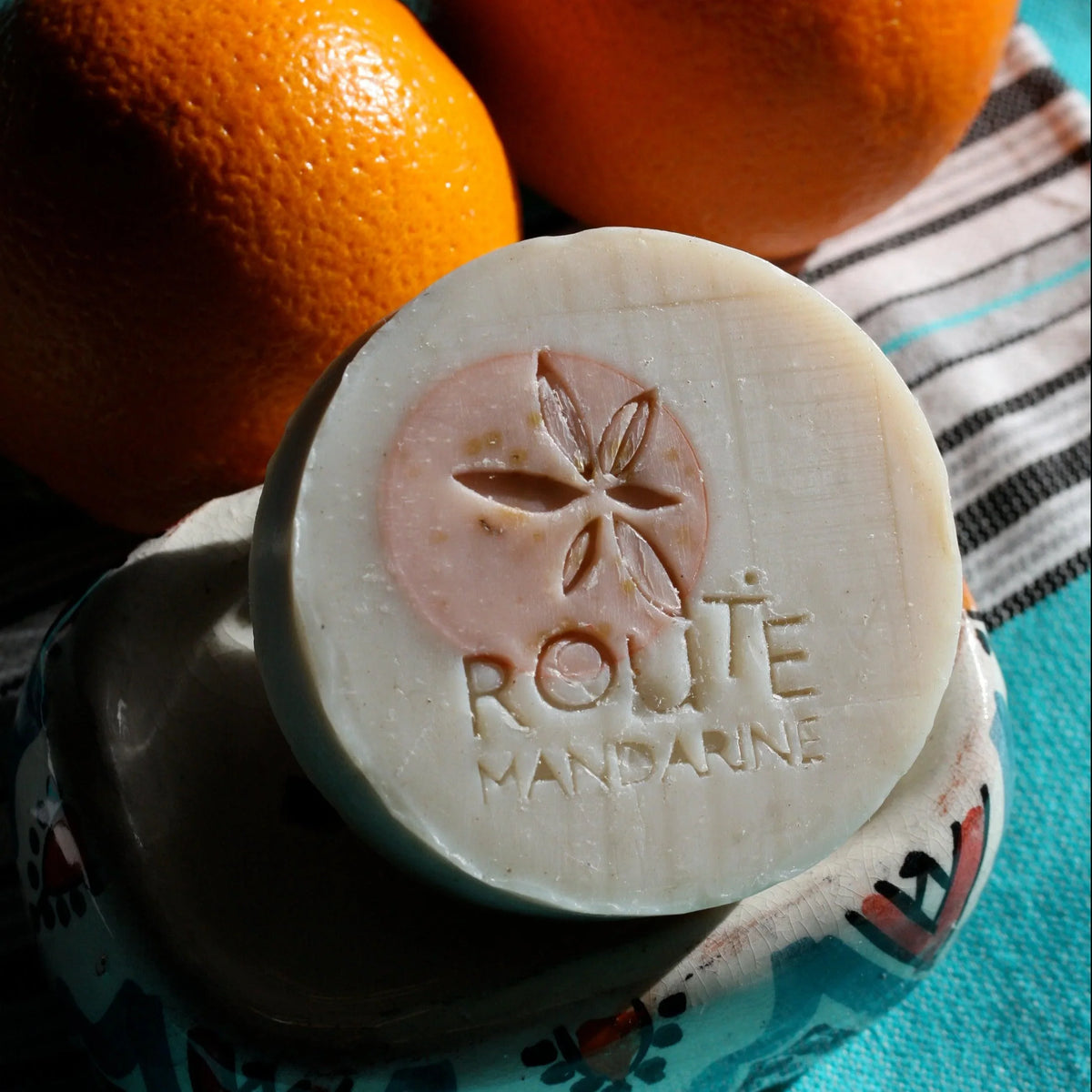 Savon au parfum eucalyptus, cèdre et orange Route mandarine
