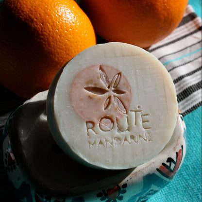 Savon au parfum eucalyptus, cèdre et orange Route mandarine